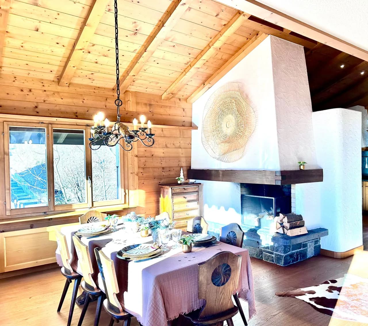 Luxurious 4-Bedroom Chalet in Gstaad photo 3
