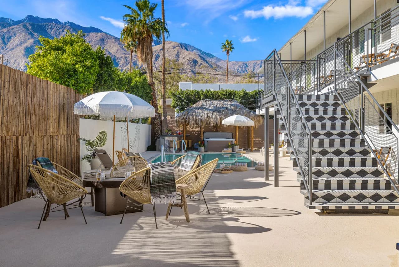 Ocean View Gated Villa in Palm Springs photo 4