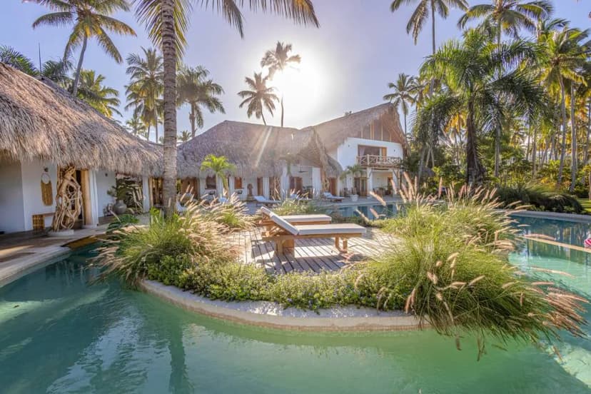 Beachfront Five Bedroom Villa in Samana