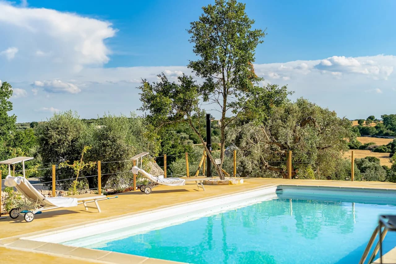 Beautiful Haven with Panoramic Views Over Valley photo 4
