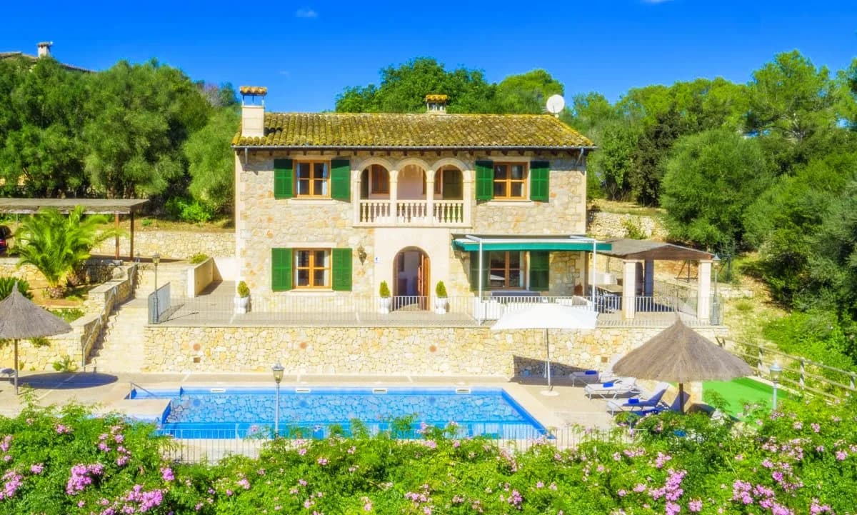 Spacious Five-Bedroom Villa in San Juan, Mallorca photo 2