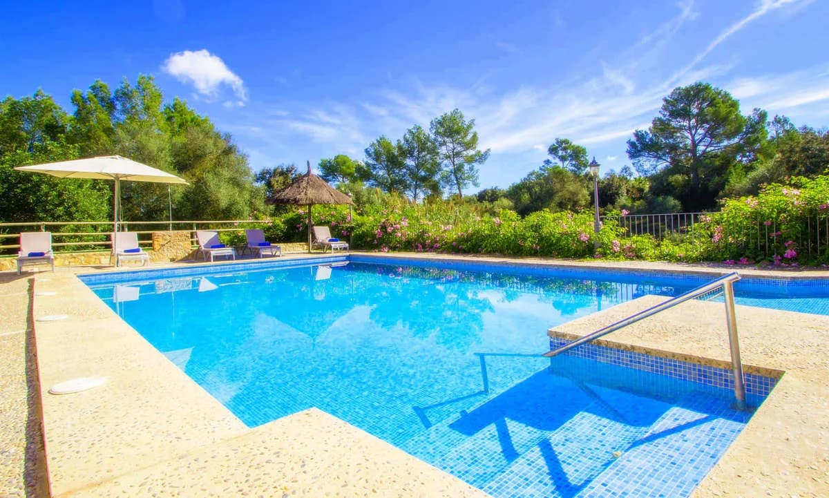 Spacious Five-Bedroom Villa in San Juan, Mallorca photo 3