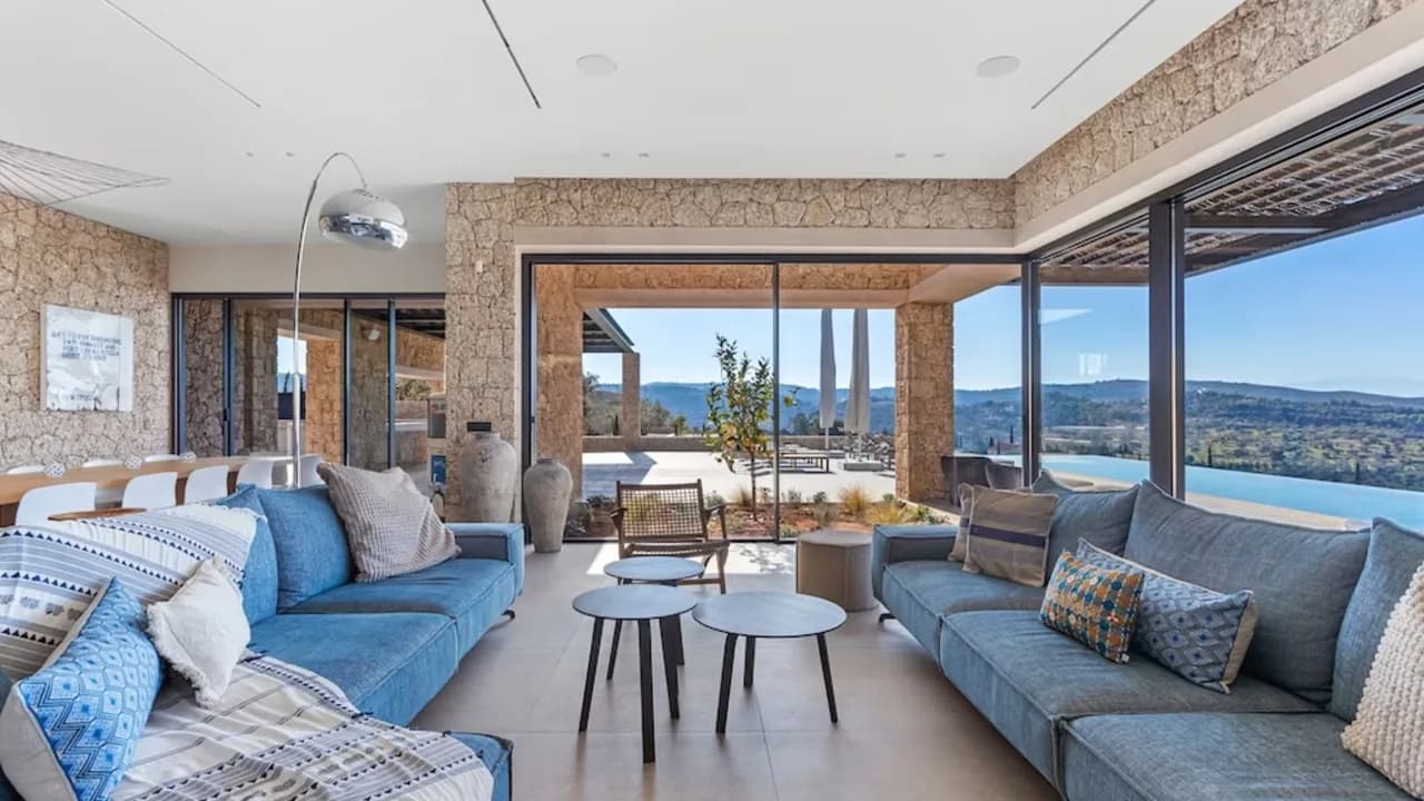 Fabulous Modern Hilltop Villa With Sunset View photo 2