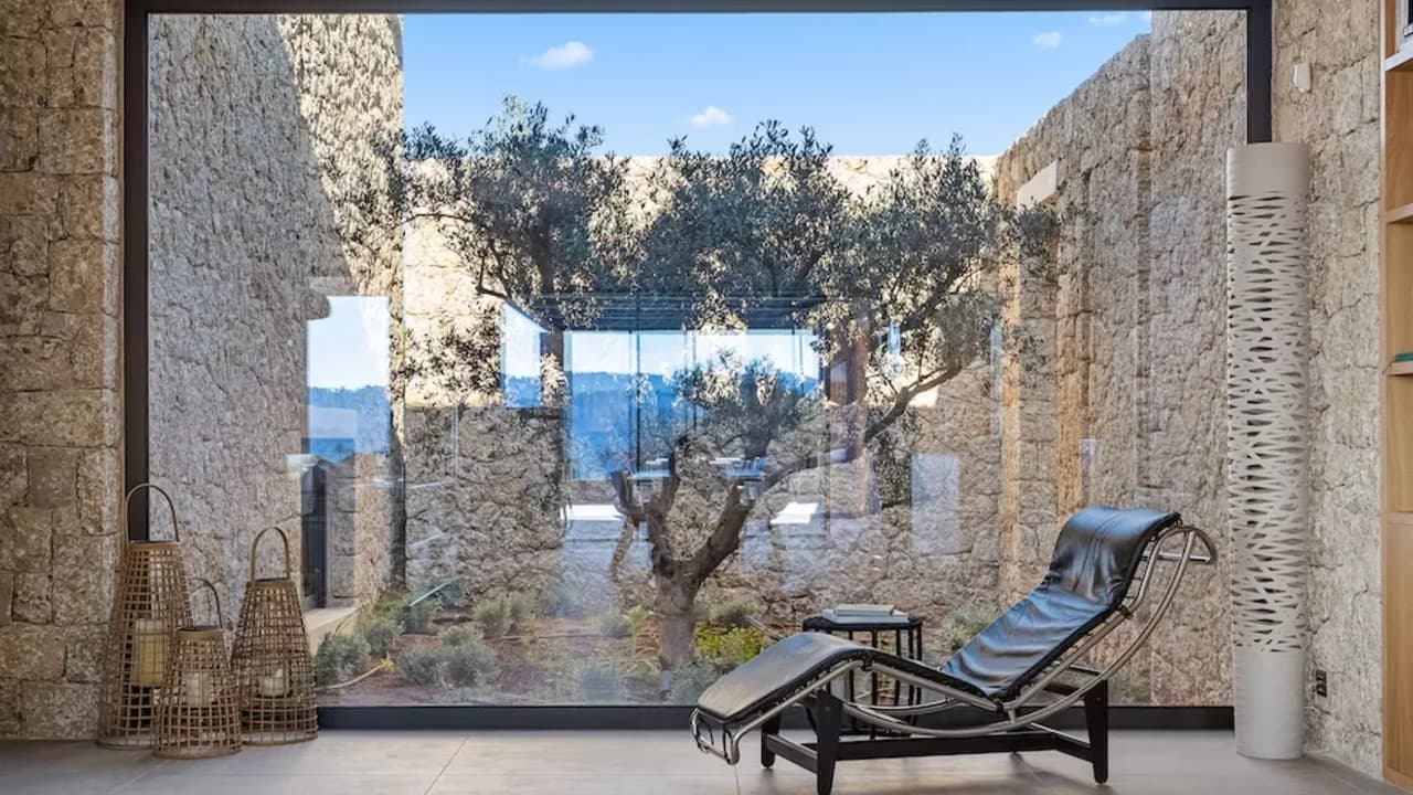 Fabulous Modern Hilltop Villa With Sunset View photo 4