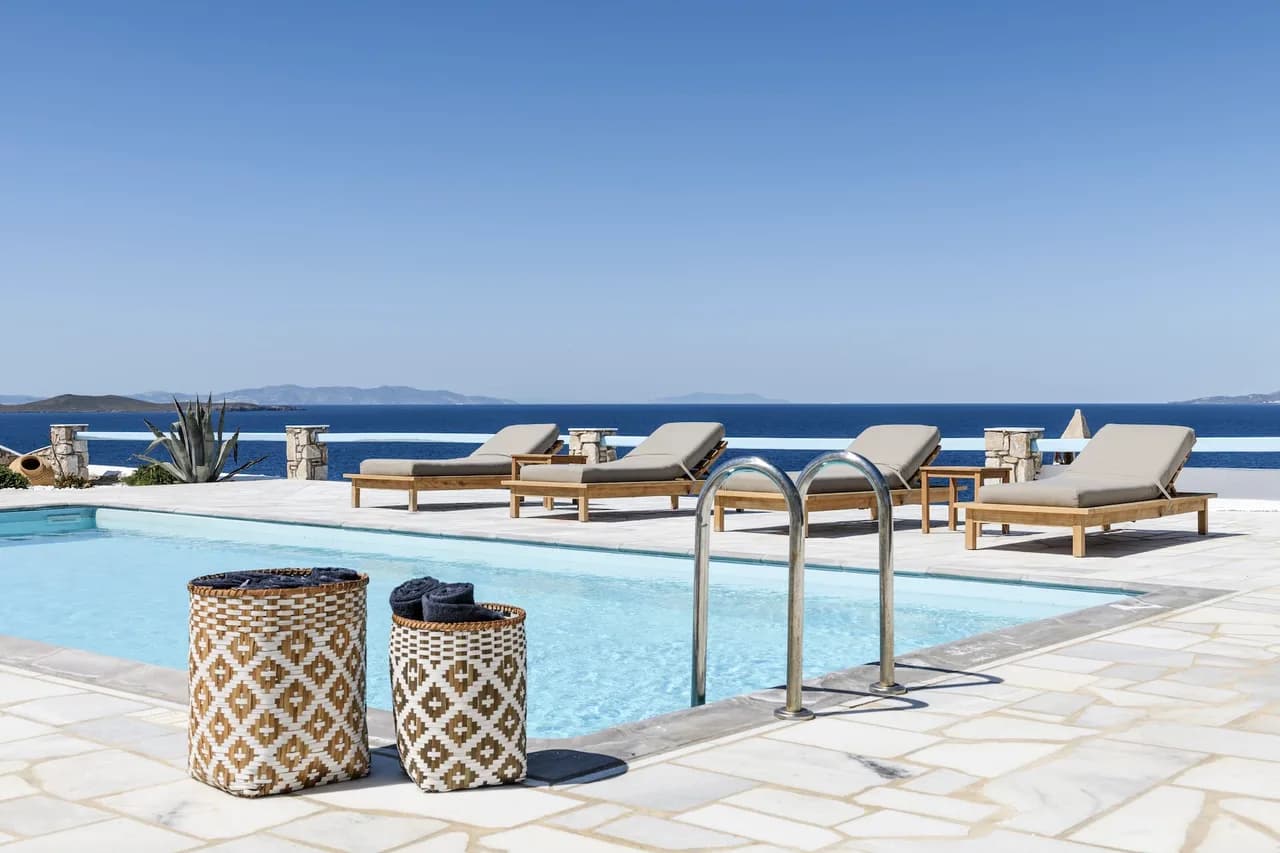 Traditional Villa with Private Pool and Sea View photo 4