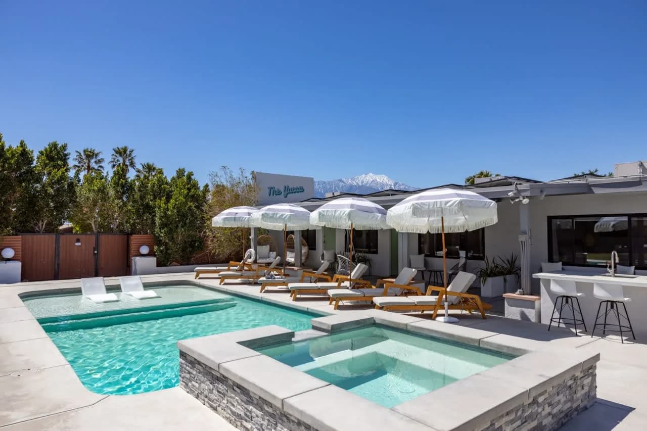 Desert Oasis Pool Villa in Palm Springs California photo 3