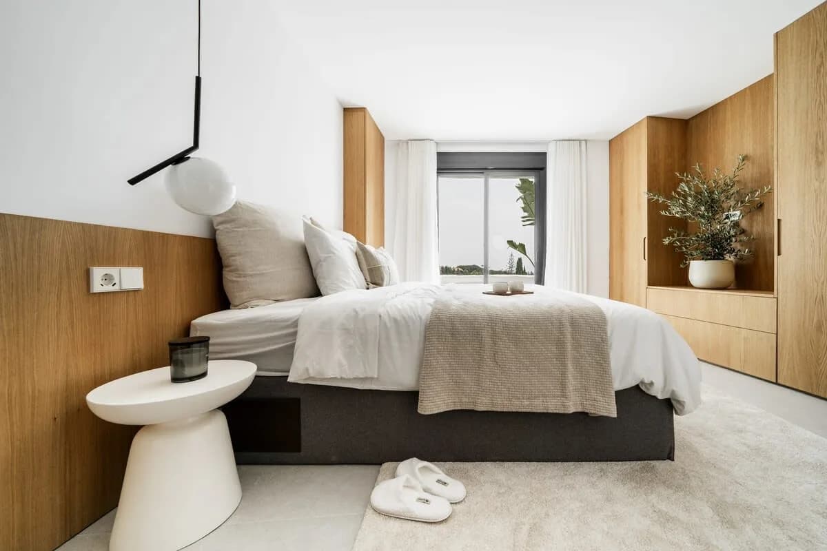 Accessible Two Bedroom Penthouse in Marbella photo 2