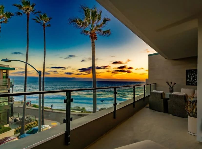 Direct Beach Access Retreat in San Diego
