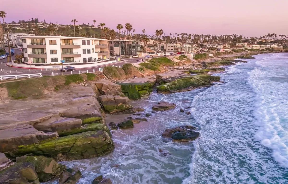 Ocean View Beachside Retreat in San Diego photo 2