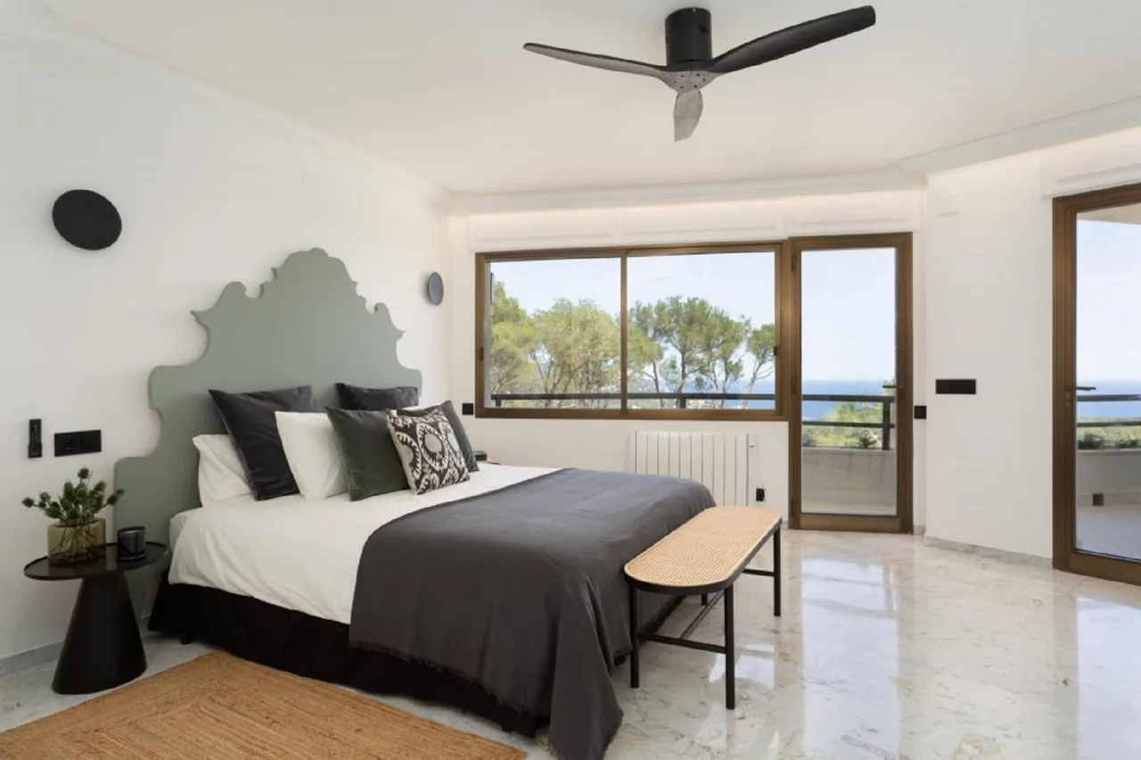 Fantastic Luxury Villa In Costa Brava photo 5