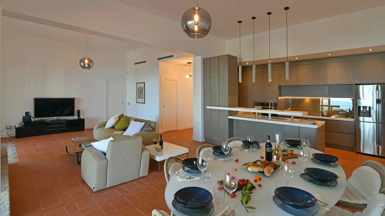Bright Modern Villa With Infinity Pool photo 2