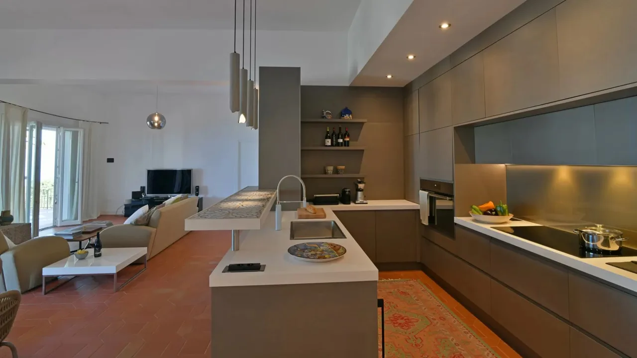 Bright Modern Villa With Infinity Pool photo 3