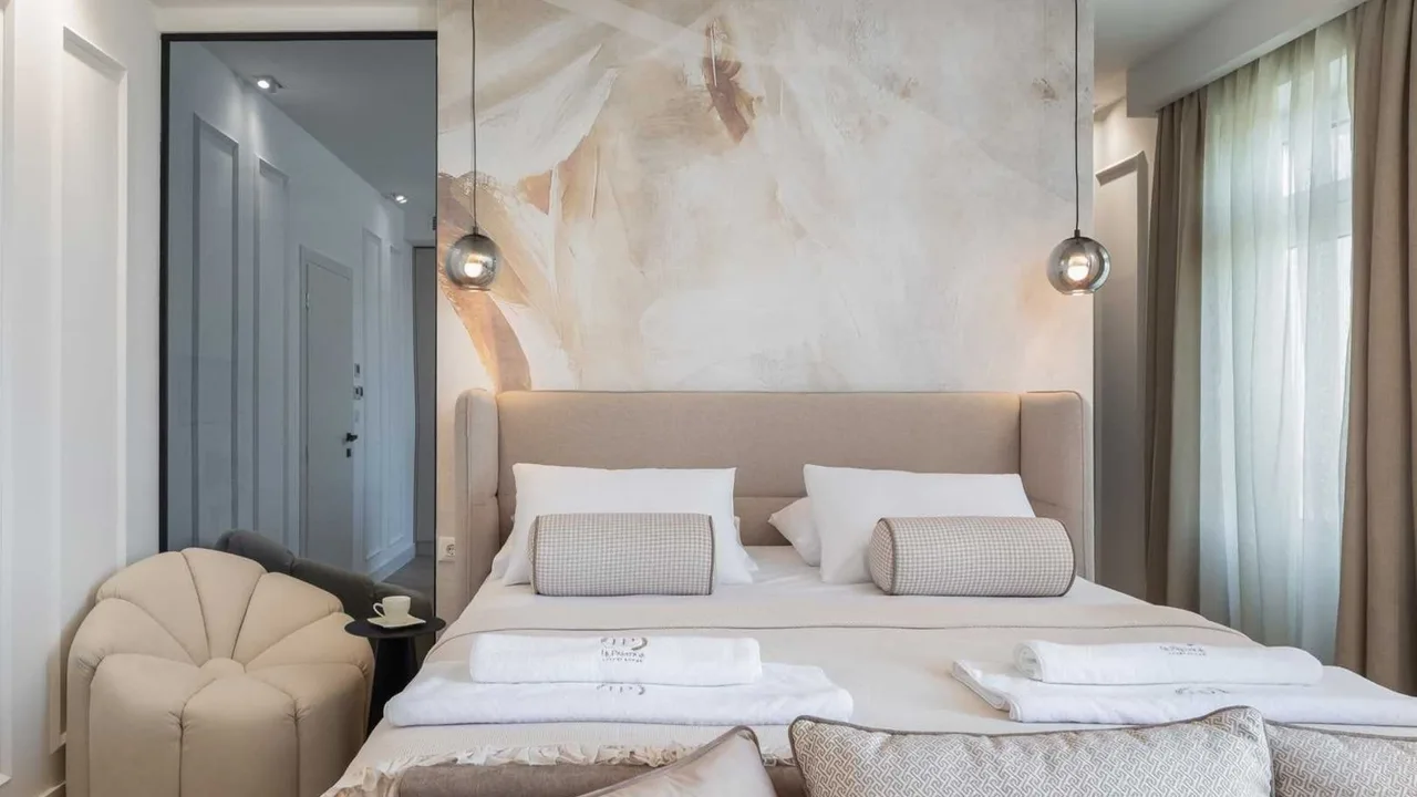 Le Prestige Room Elegant Split Retreat photo 4