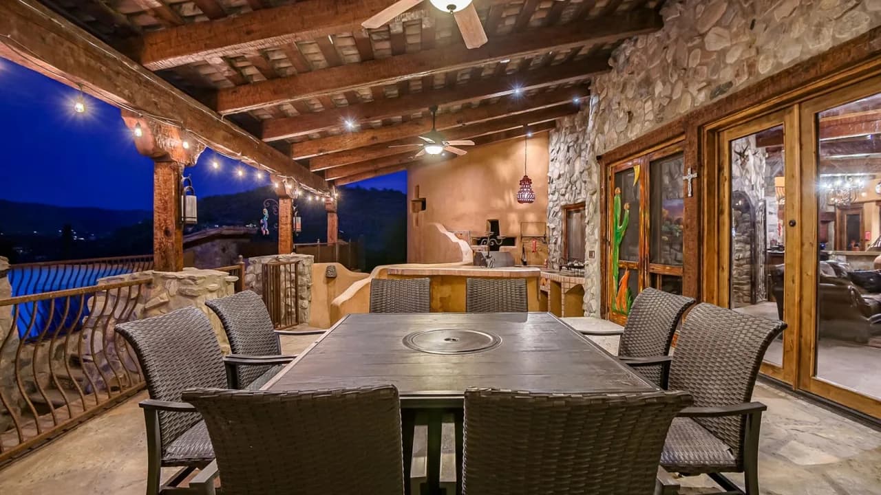 Cave Creek Retreat Rustic Comfort Getaway photo 4