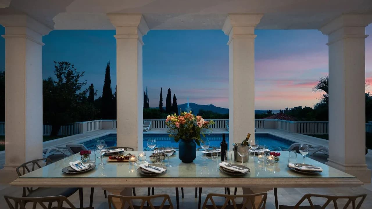Exclusive Luxury Villa With Coastine View photo 2
