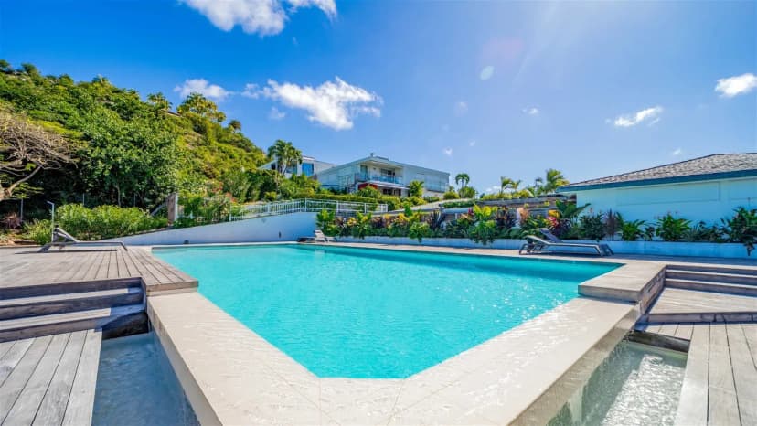 Perfect Stay For Two In The Caribbean