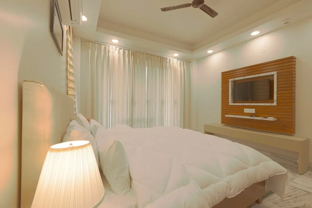 Family-Friendly Apartment near Cyber Hub in Gurgaon photo 4