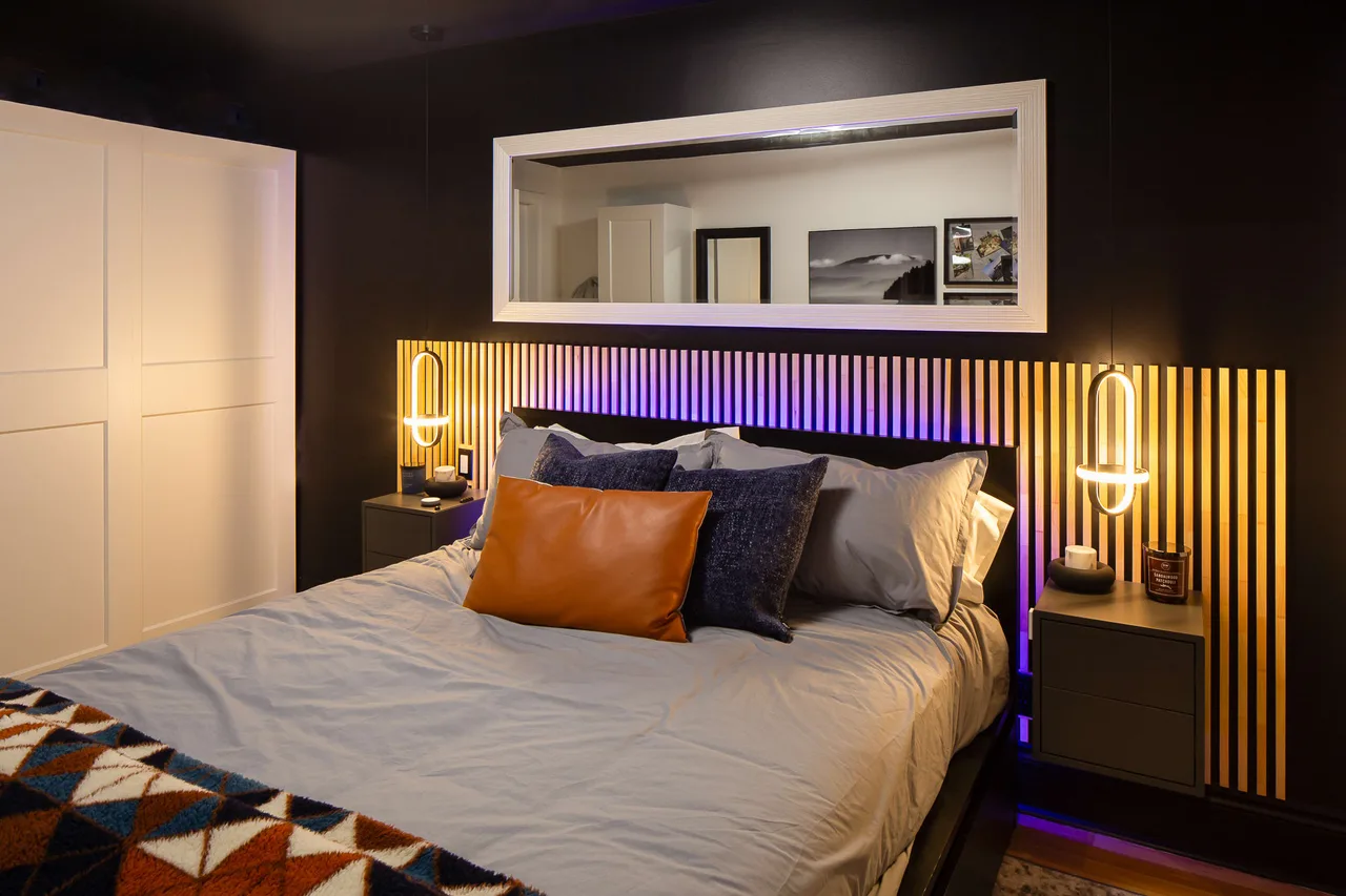 Luxurious Townhouse in Vibrant Neighborhood photo 3