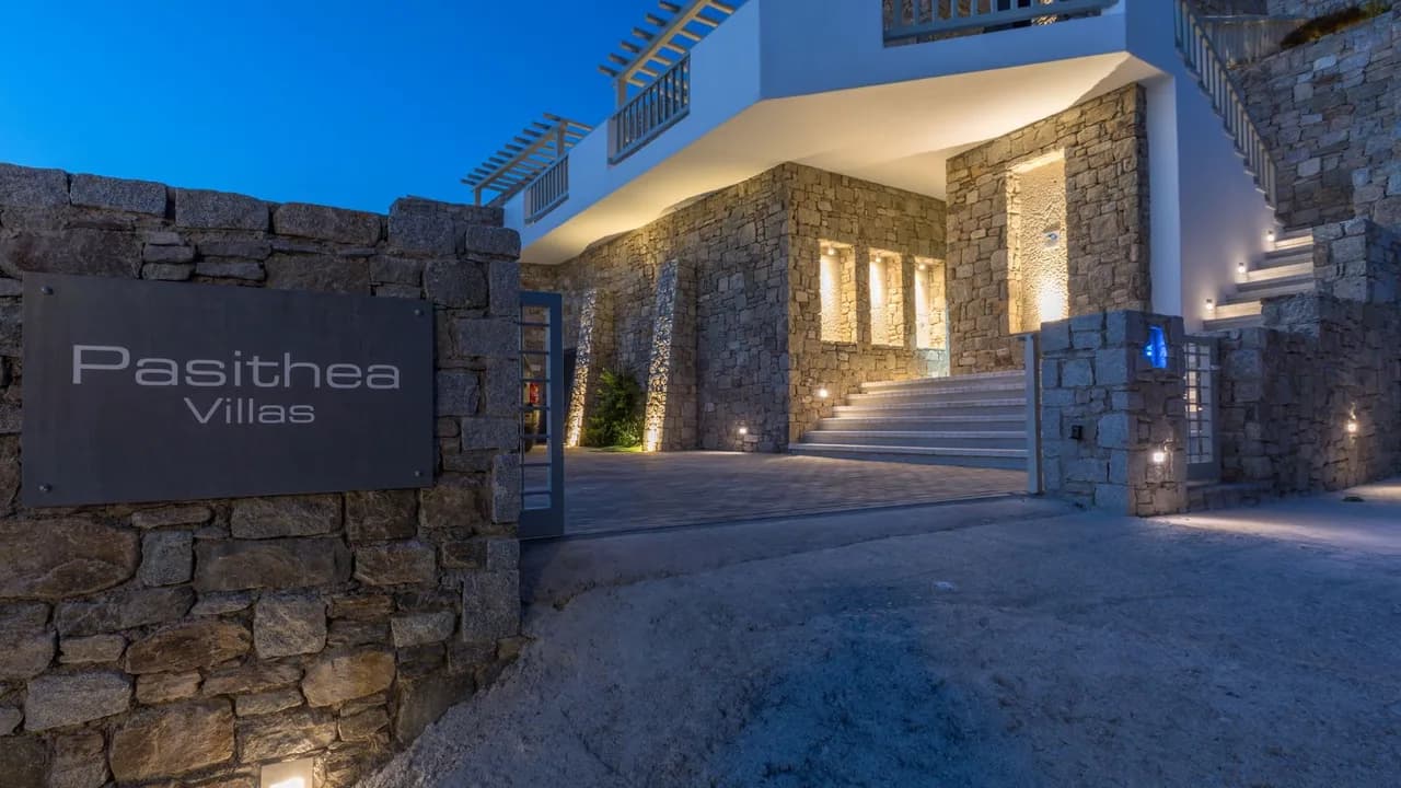 High-end Designed Villa Overlooking Ornos Bay photo 2