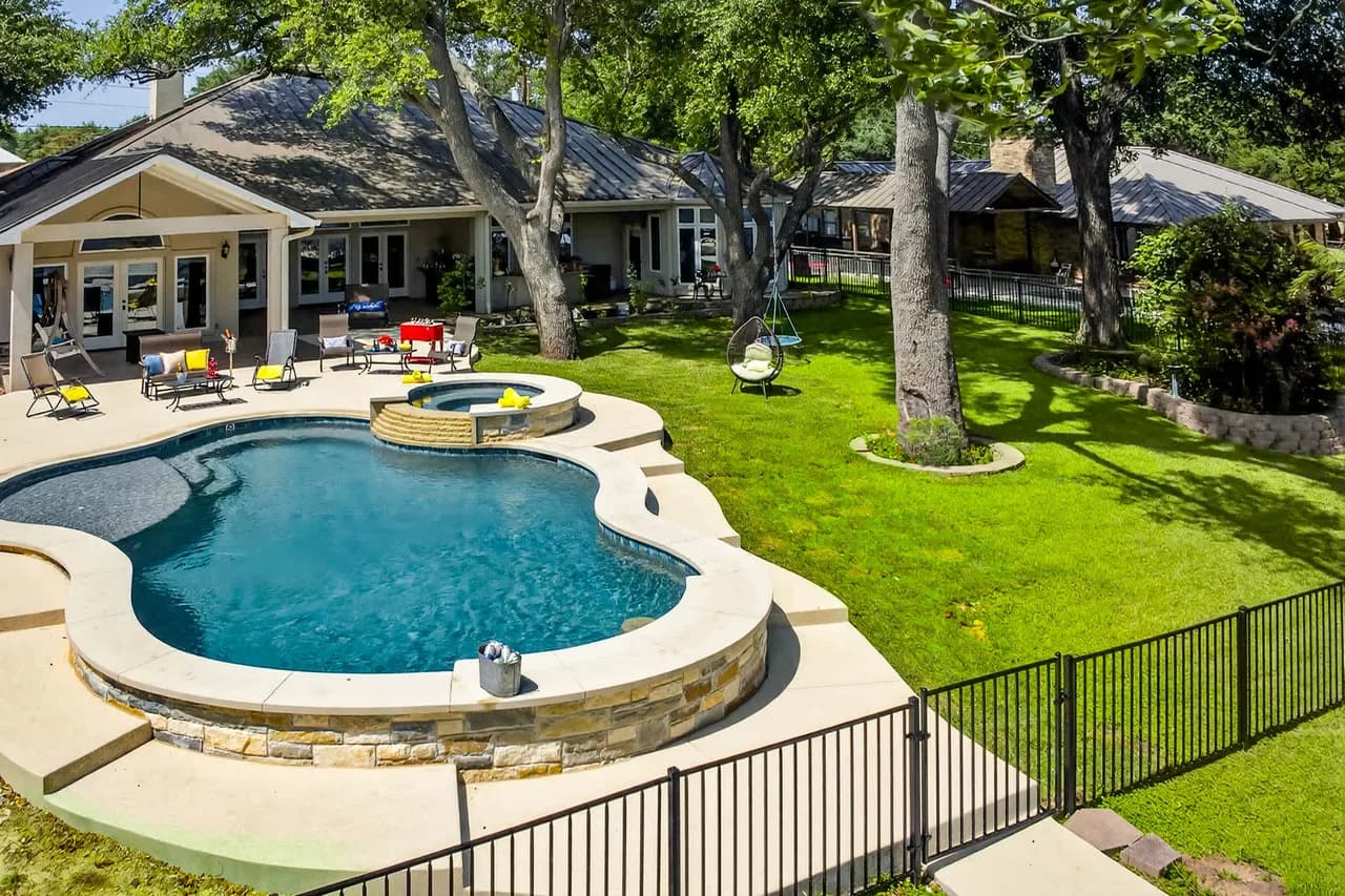 Family-Friendly Retreat in Kingsland Texas