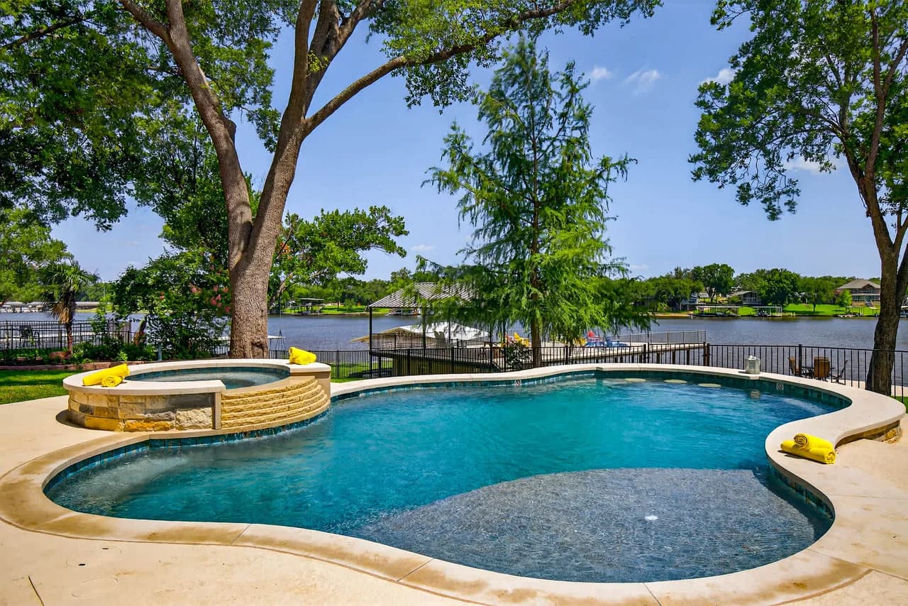 Family-Friendly Retreat in Kingsland Texas photo 3