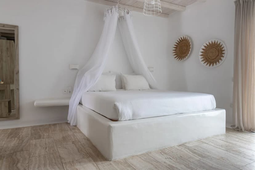 Tranquil Suite with Pool in Elia