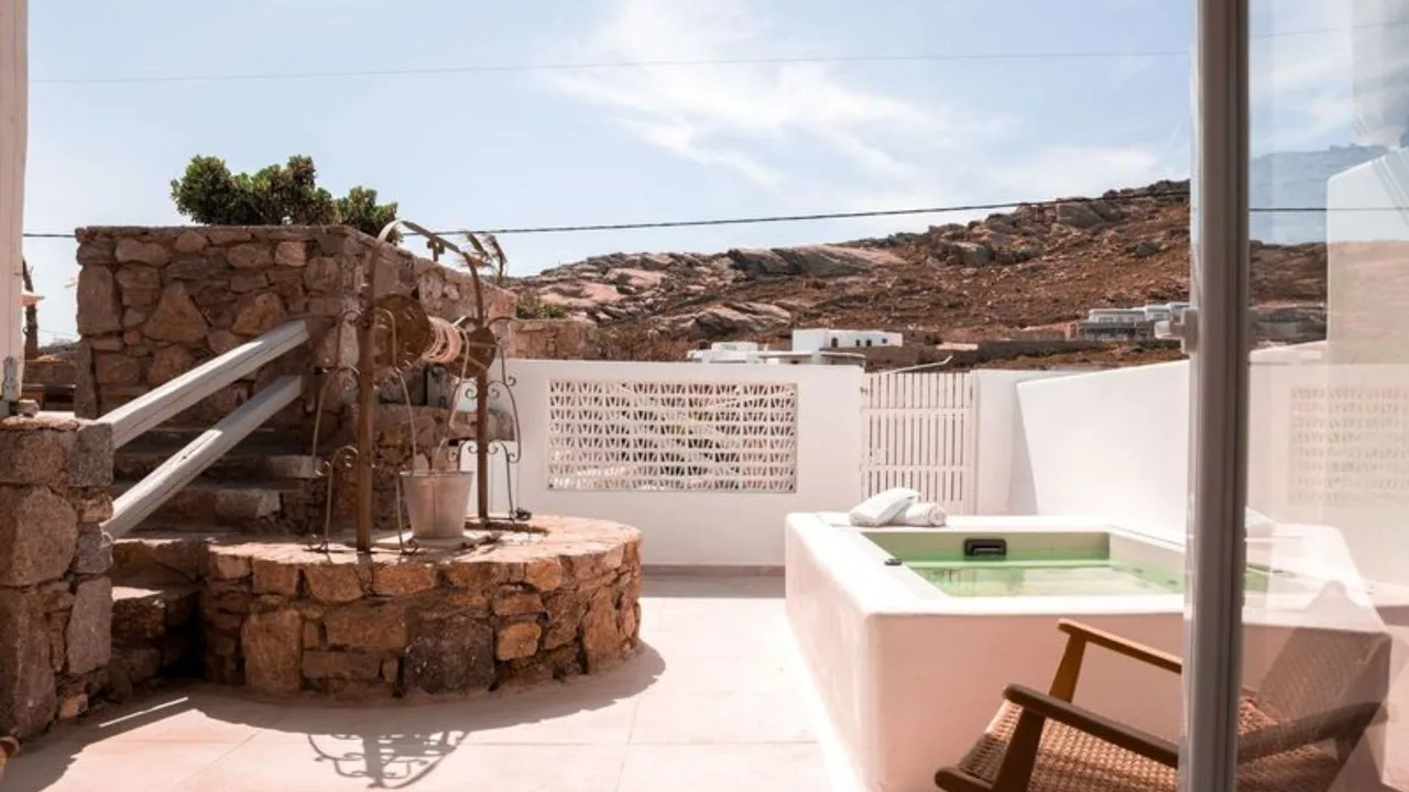 Elegant Mykonian Escape Outdoor Hot Tub photo 4