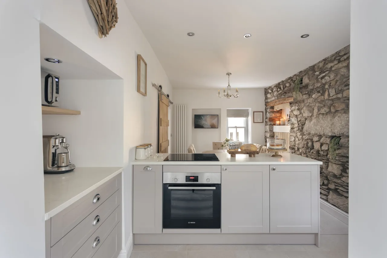 Lakeside Retreat Cottage in Lake District photo 5