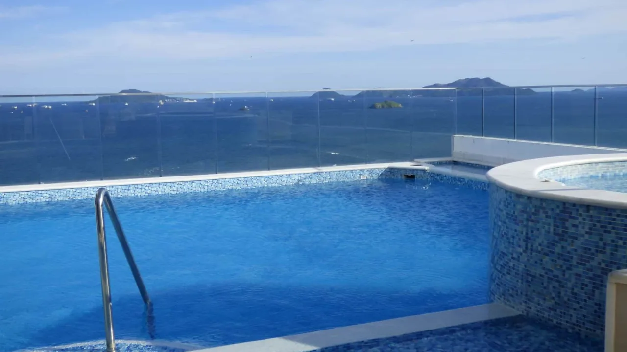 Oceanview Paradise With Rooftop Pool Amenities photo 5