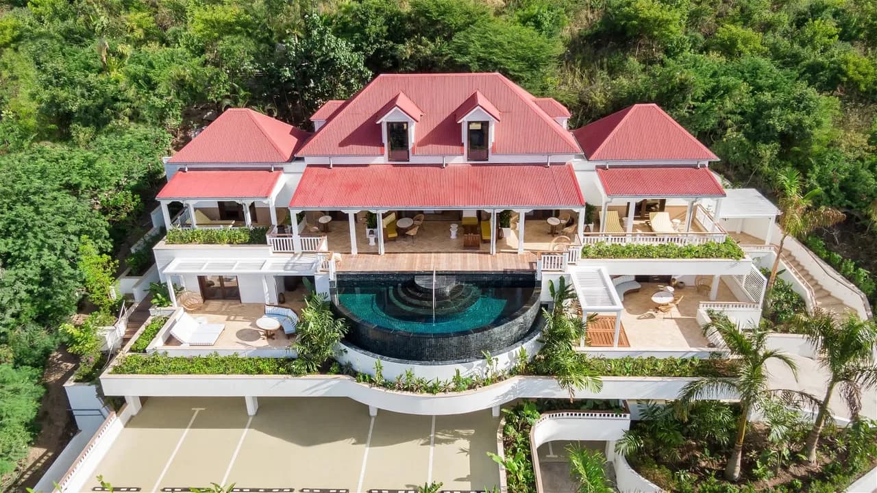 Luxurious Five-suite Property In Gustavia