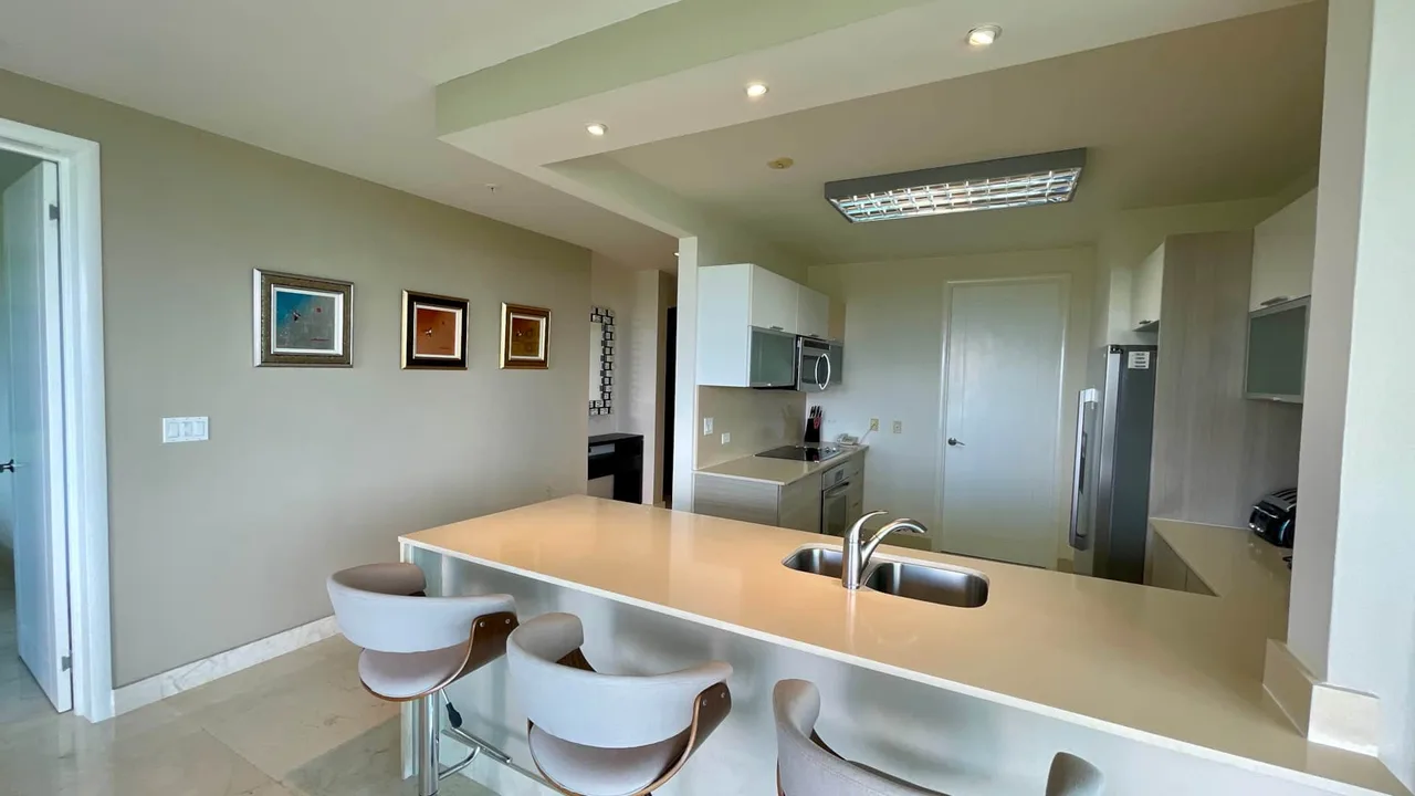 Apartment with Spectacular Ocean & Jungle Views photo 5
