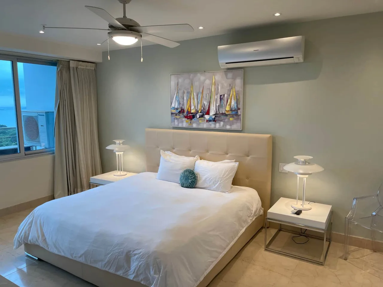 Apartment With Rooftop Pool in Playa Bonita photo 4