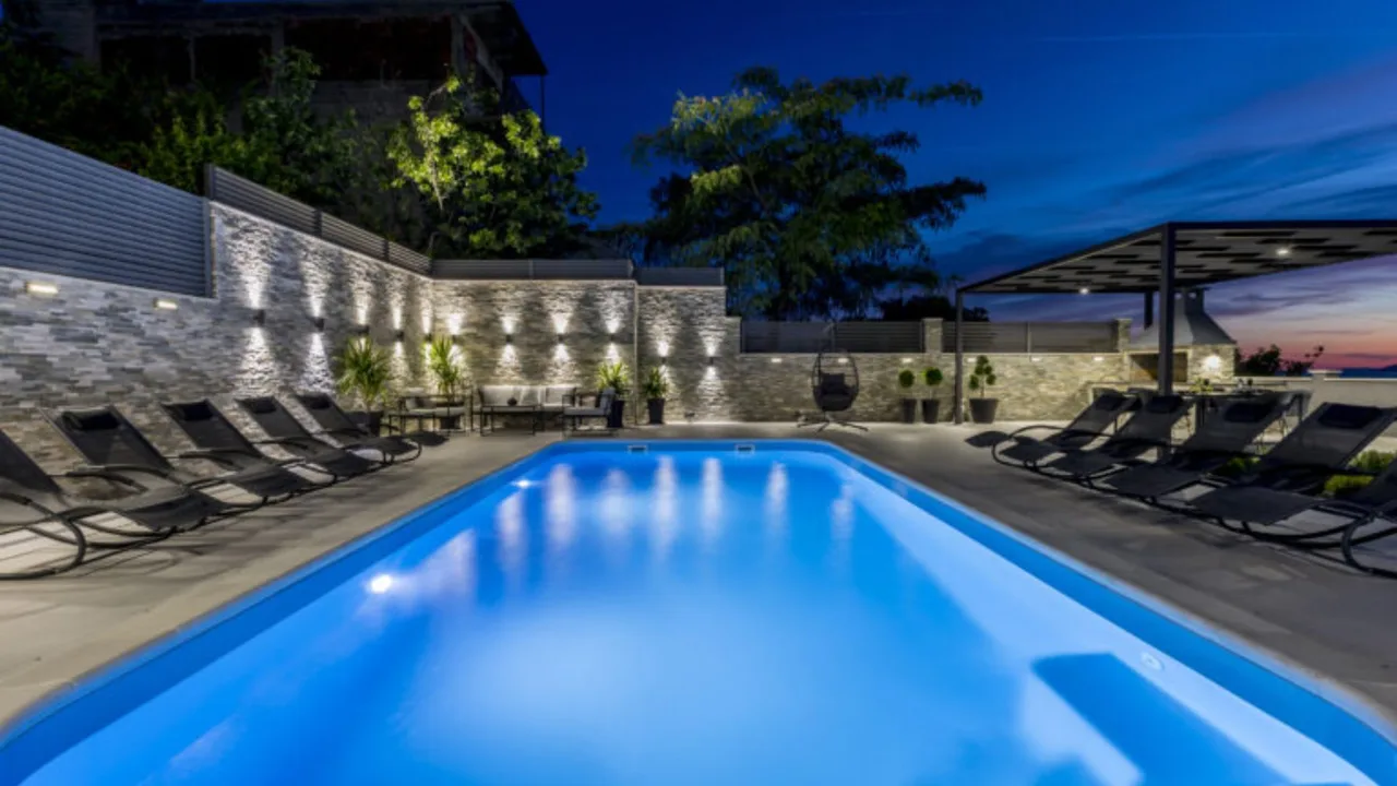 Luxurious Villa In Beautiful Area Of Podstrana photo 3