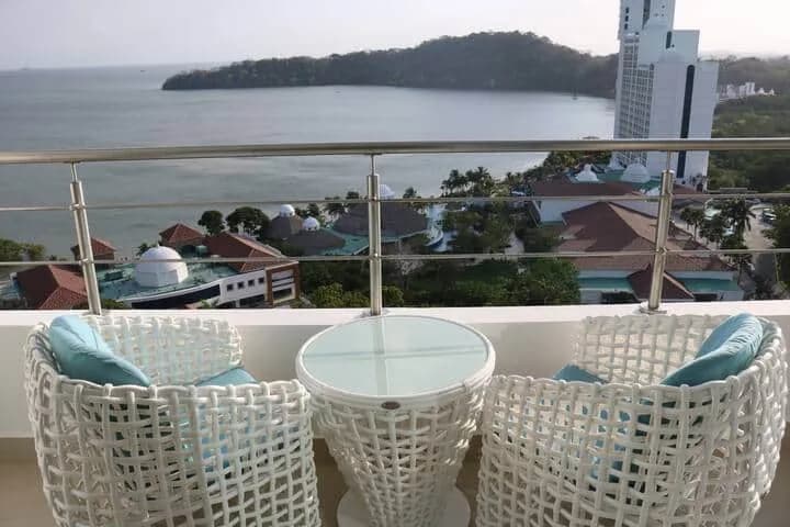 Picturesque Apartment In  Playa Bonita Village