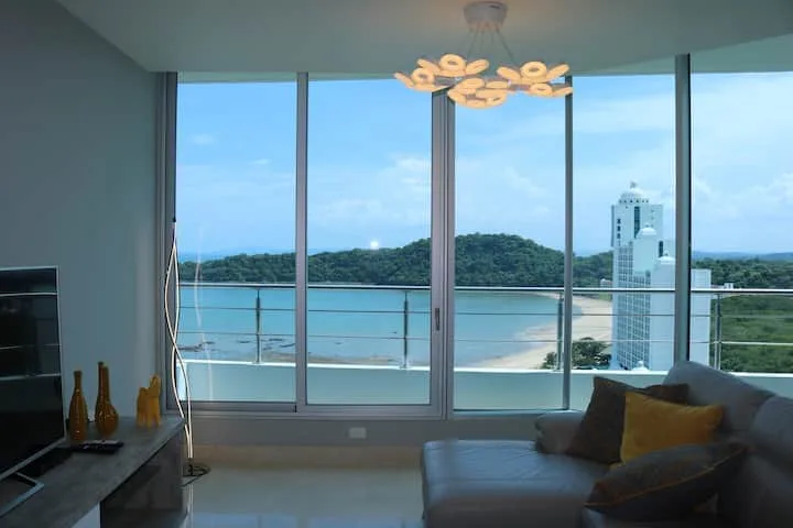 Oceanfront Apartment With Awesome View In Panama
