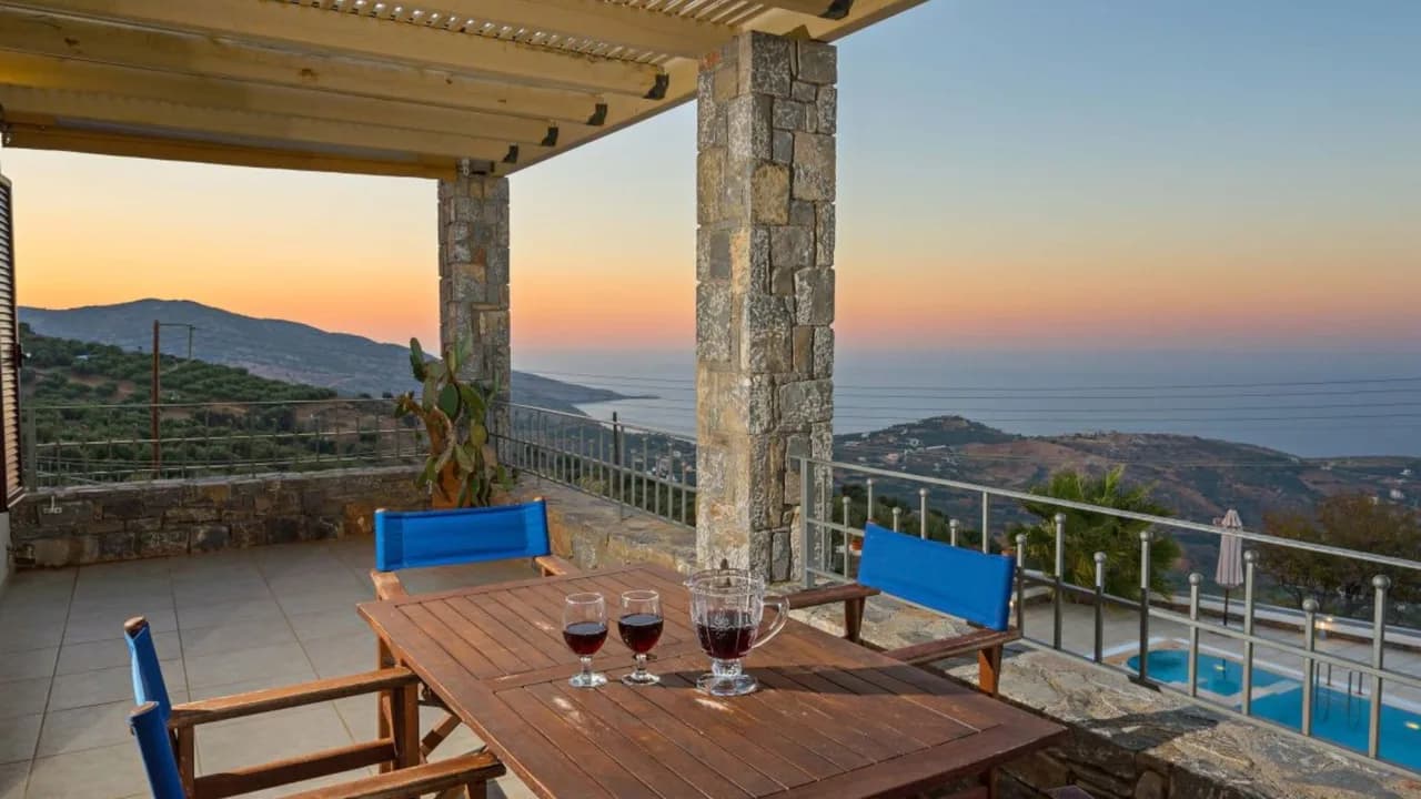 ENCHANTING VILLA OVERLOOKING AGIA PELAGIA BAY photo 3