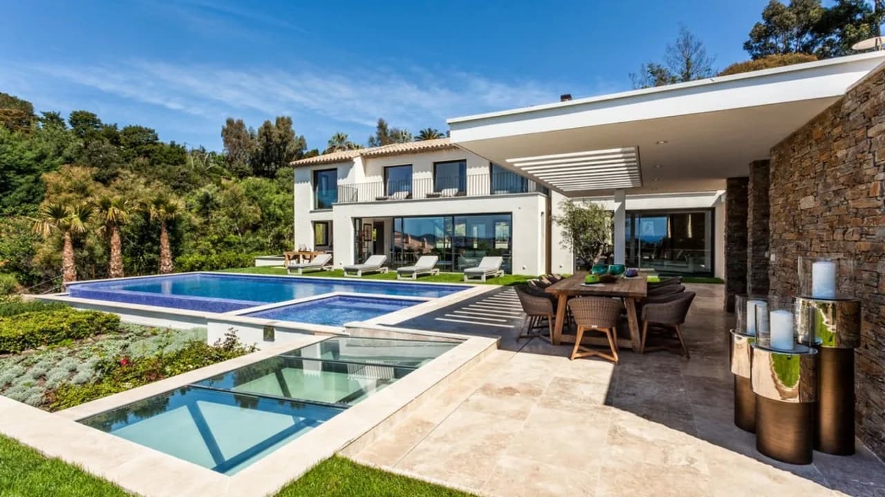 Contemporary Villa With Wonderful Oceanviews photo 3