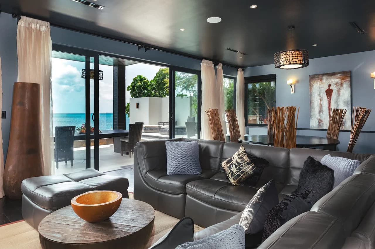 Stunning 4-Bedroom Villa with Gym and Caribbean Sea Views photo 2