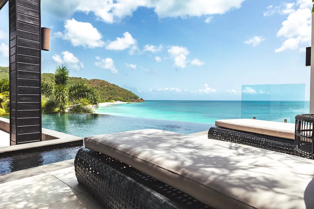 Stunning 4-Bedroom Villa with Gym and Caribbean Sea Views photo 4