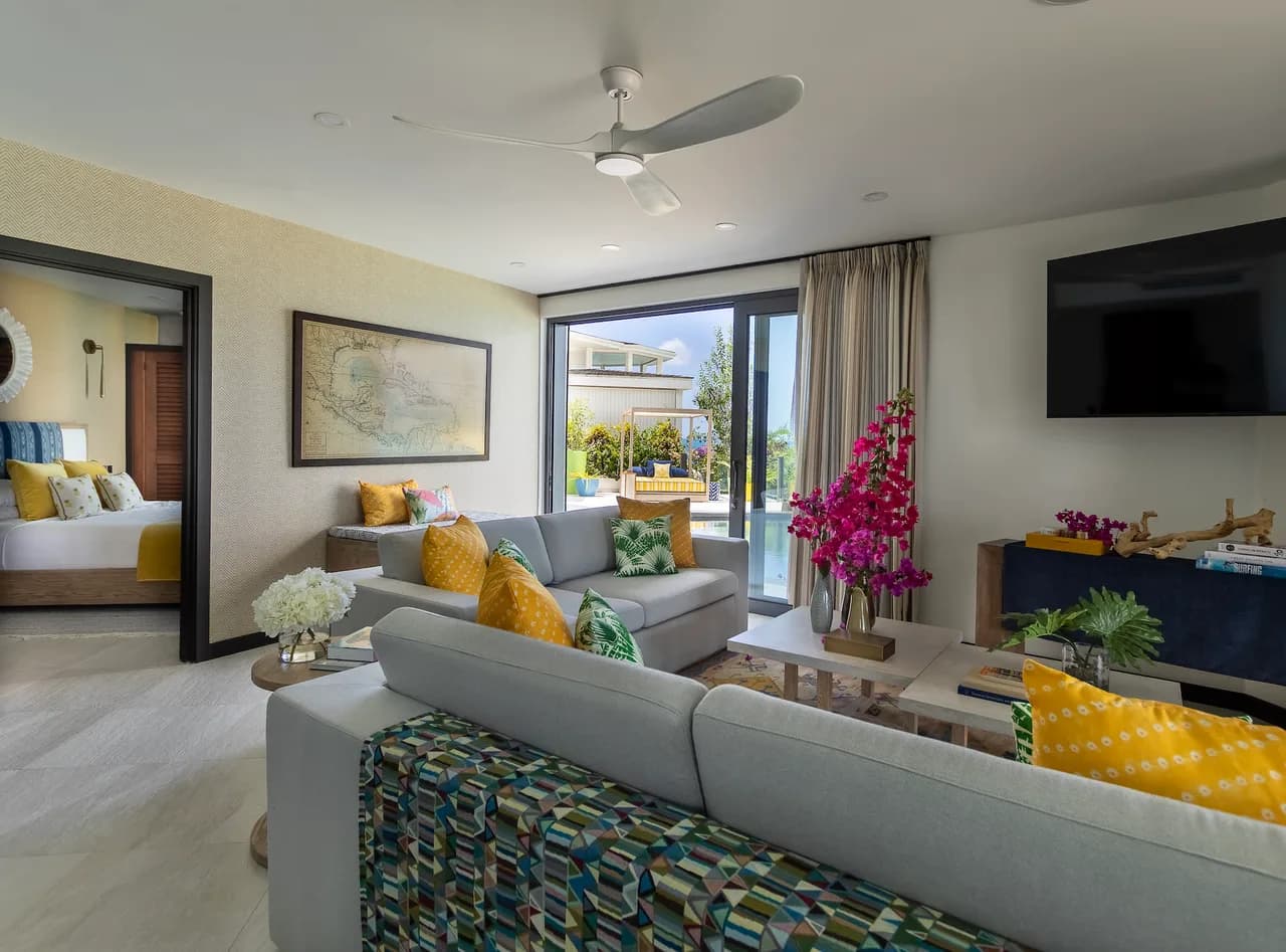 Oceanfront Villa with Private Beach Access photo 2
