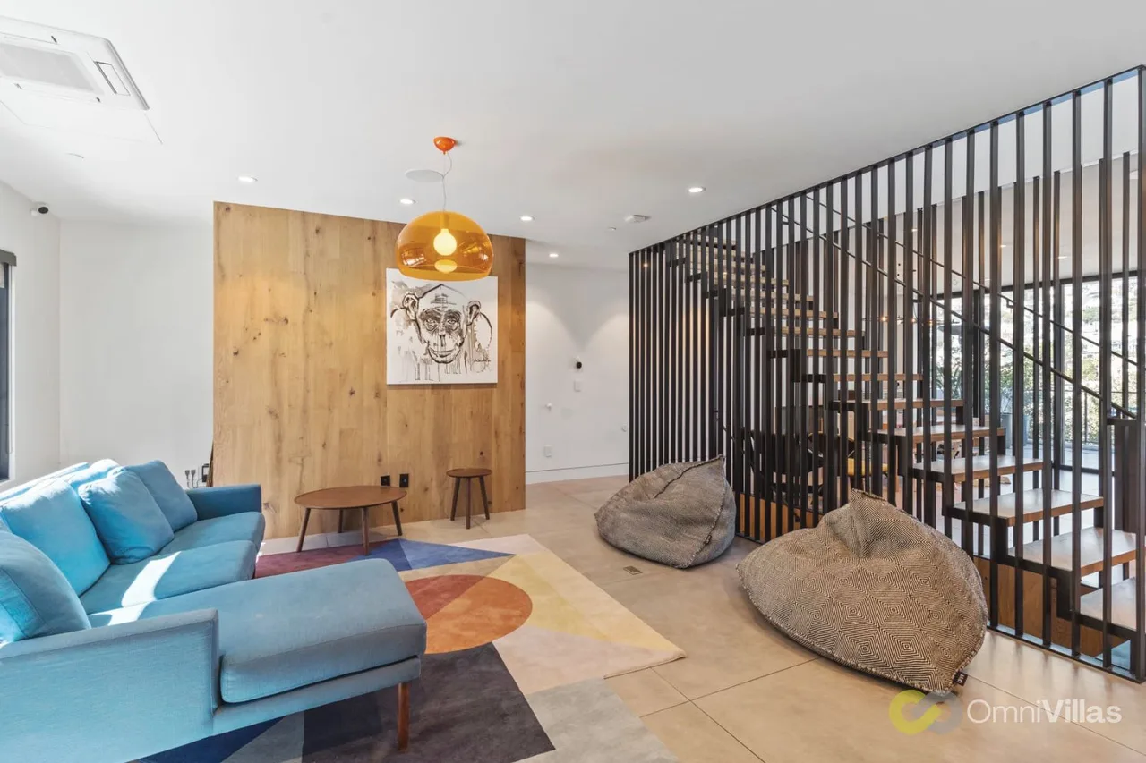 Designer Home with City Views in San Francisco photo 4