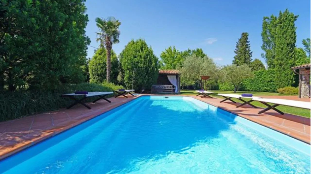ENCHANTING RESTORED VILLA OUTSIDE BEVERINO VILLAGE photo 5