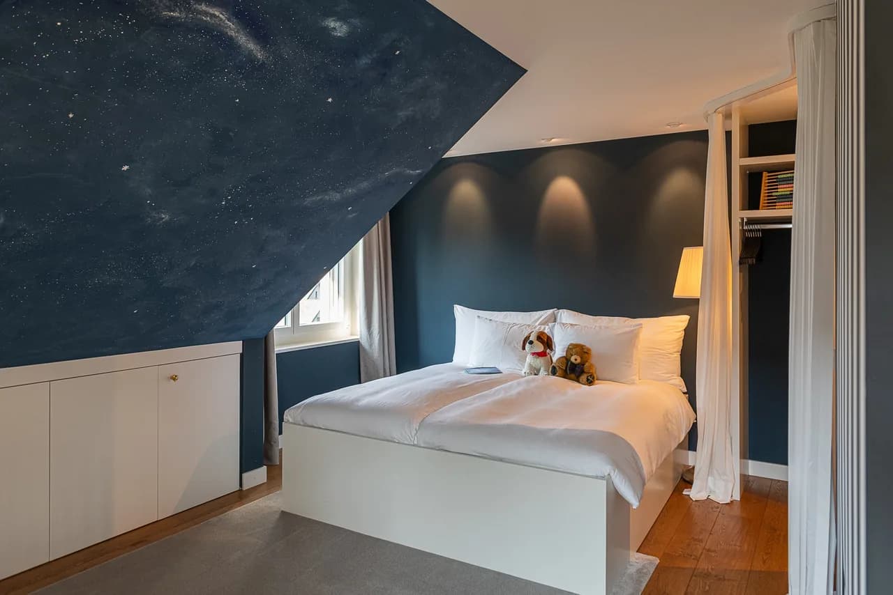 Indulgent Zurich Hideaway Luxe Residence Comfort photo 3