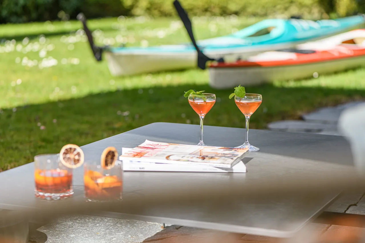 Lakeside Paradise With Private Garden in Zurich photo 4