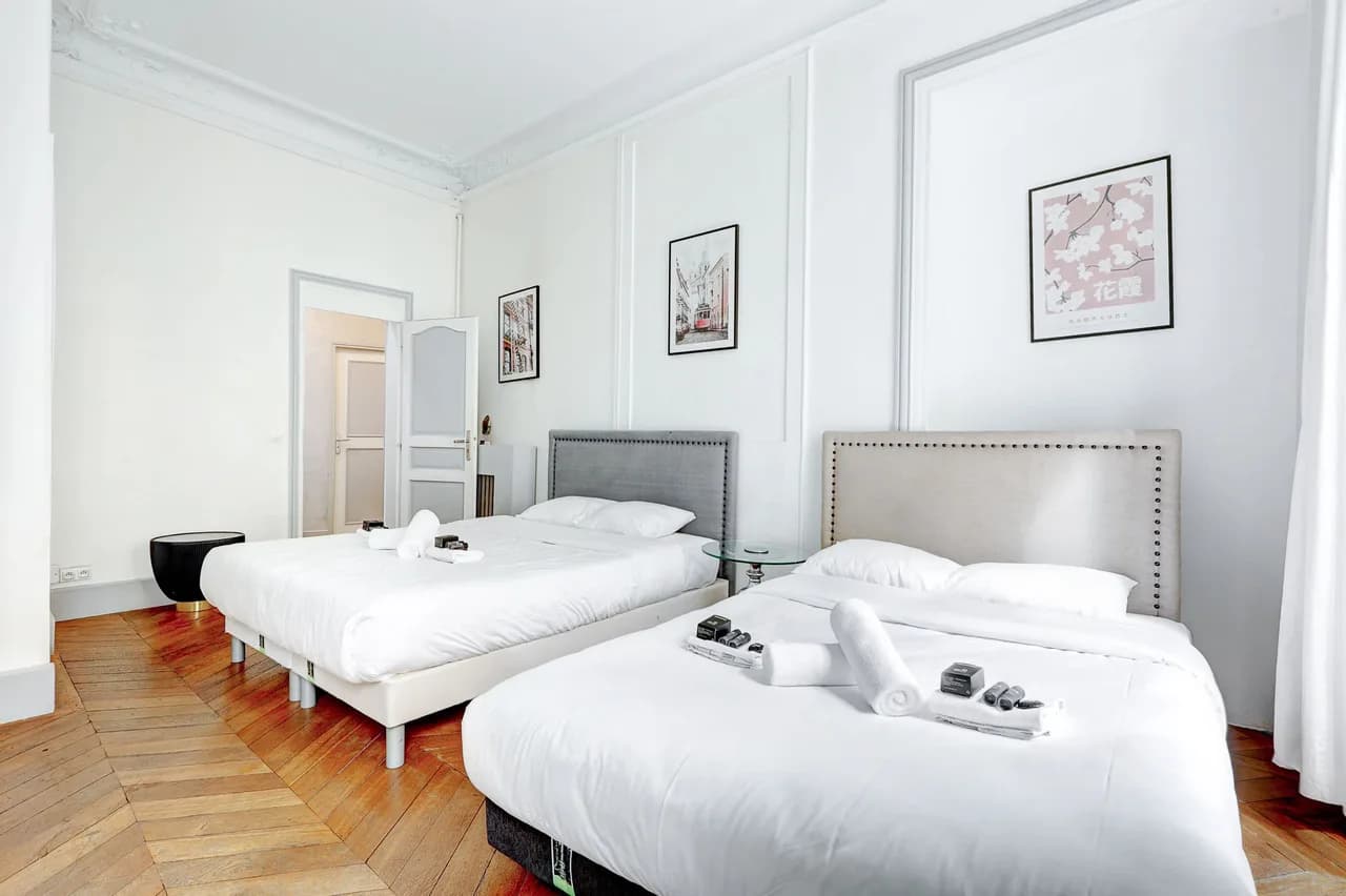 Accessible Three Bedroom Apartment in Paris photo 5