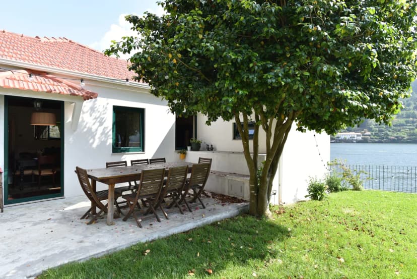 Riverside Escape Villa Incredible Outdoors Await