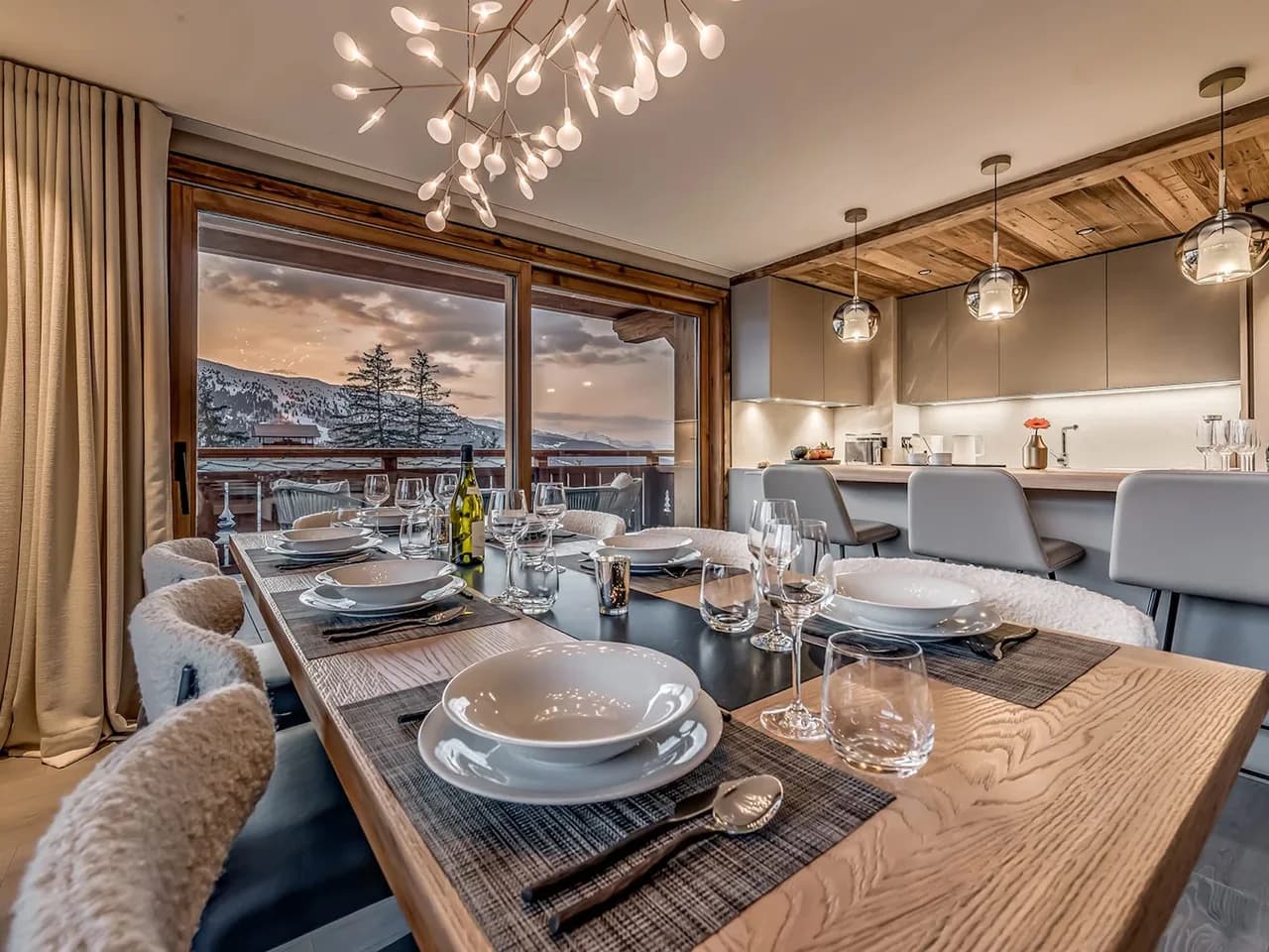 Alpine Retreat in Heart of Meribel
