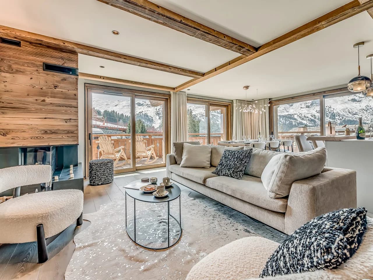 Alpine Retreat in Heart of Meribel photo 2