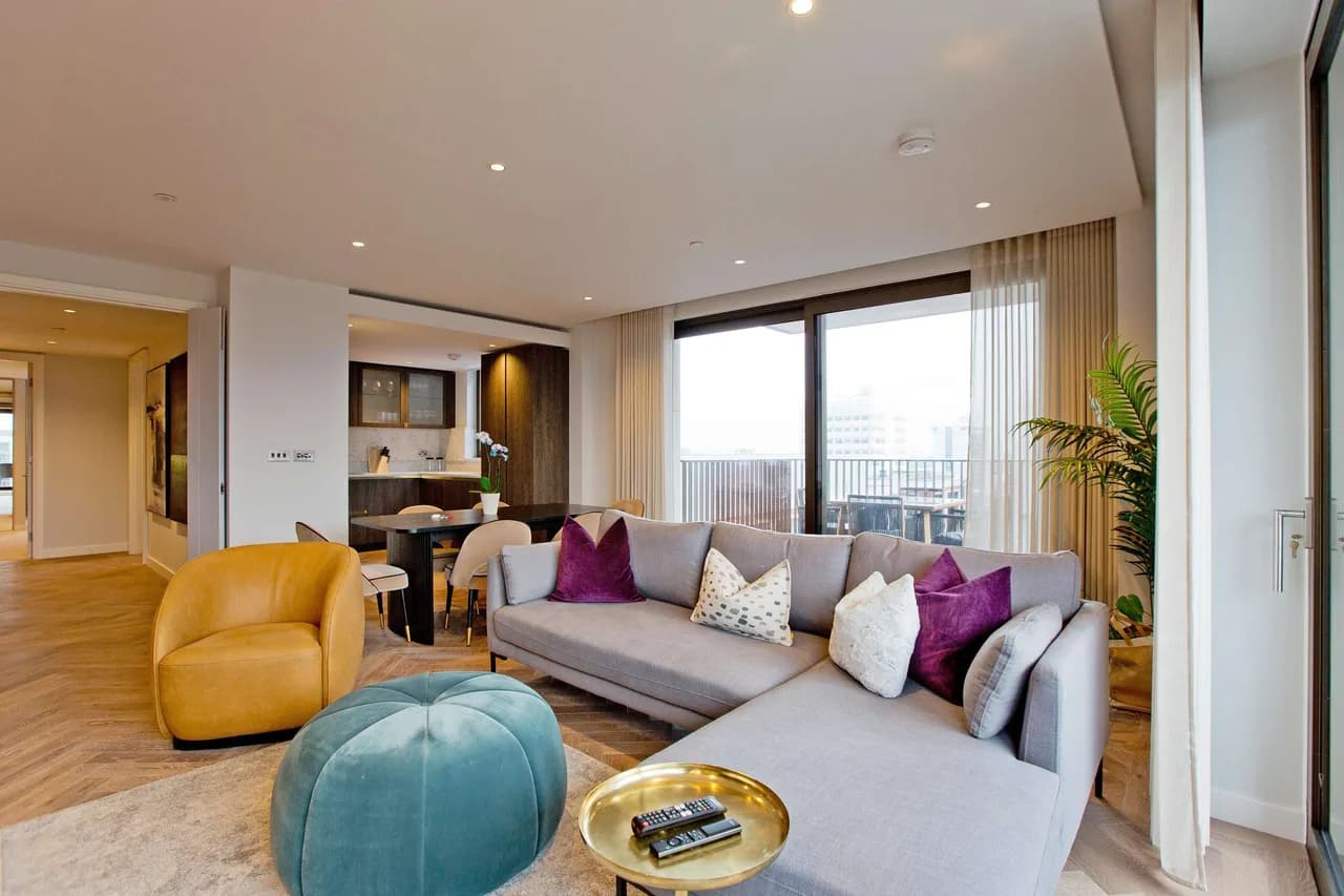 Panoramic View Apartment in London photo 2