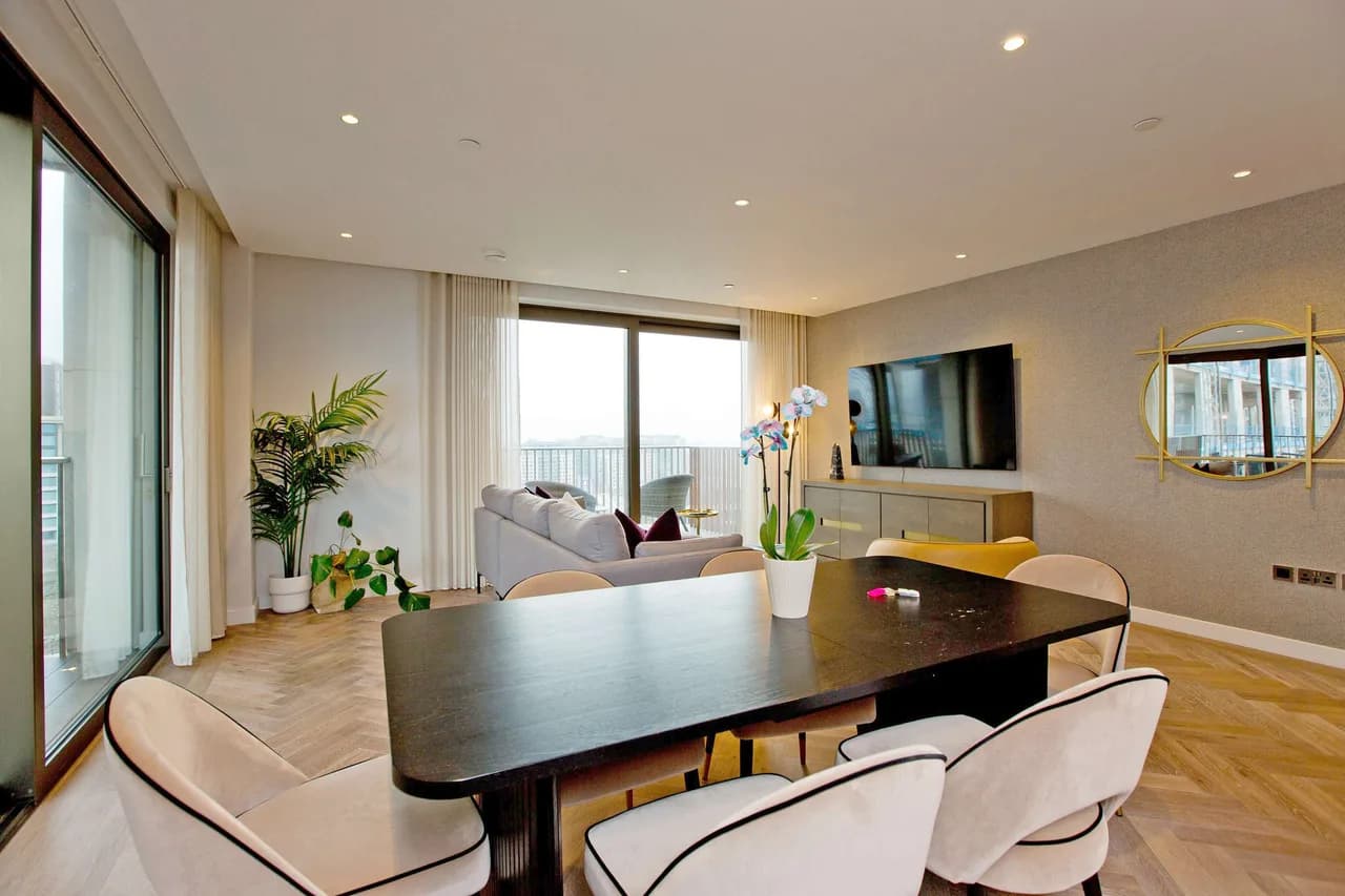 Panoramic View Apartment in London photo 5